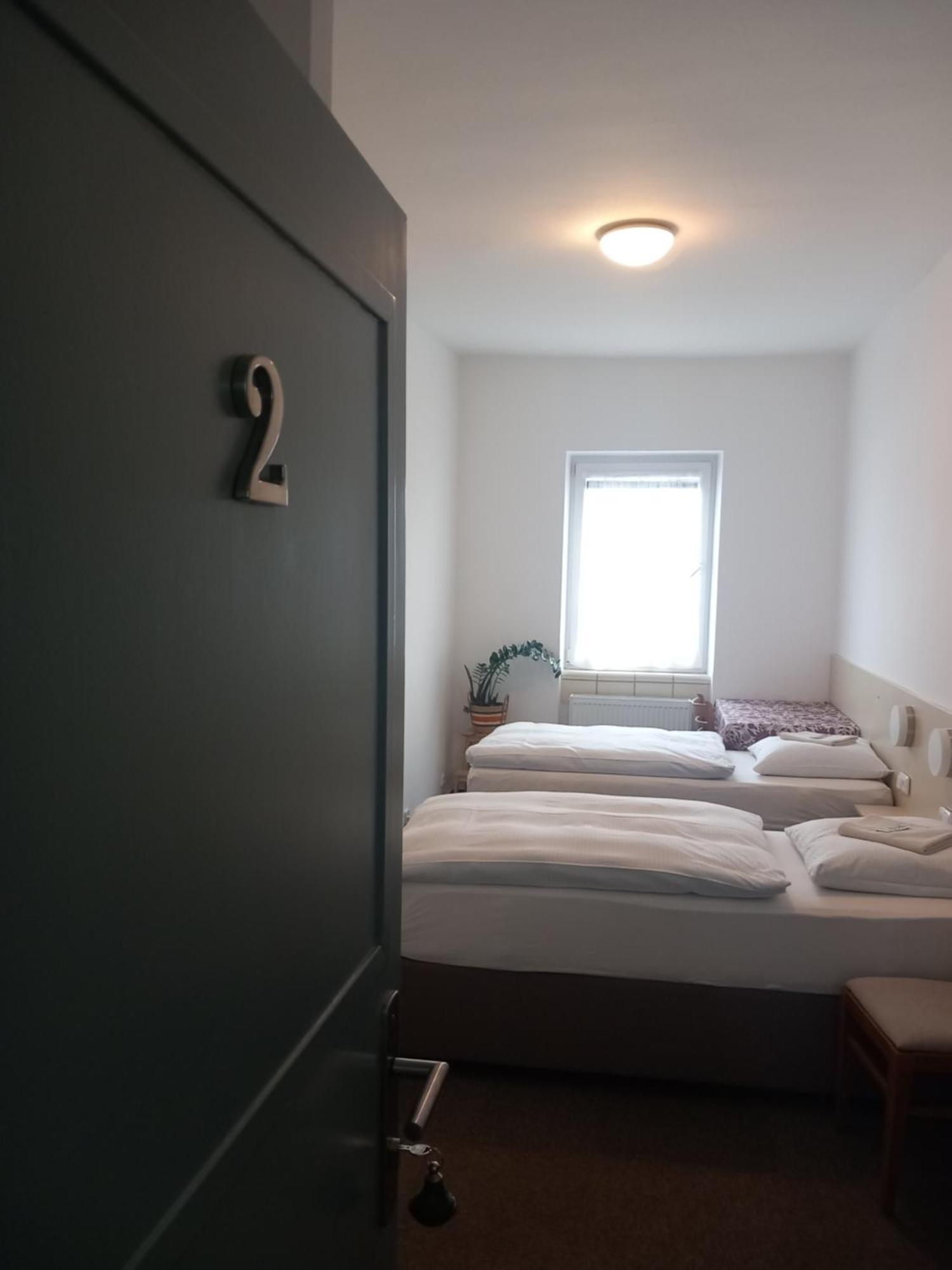 Hotel U Budvaru Ceske Budejovice Luaran gambar