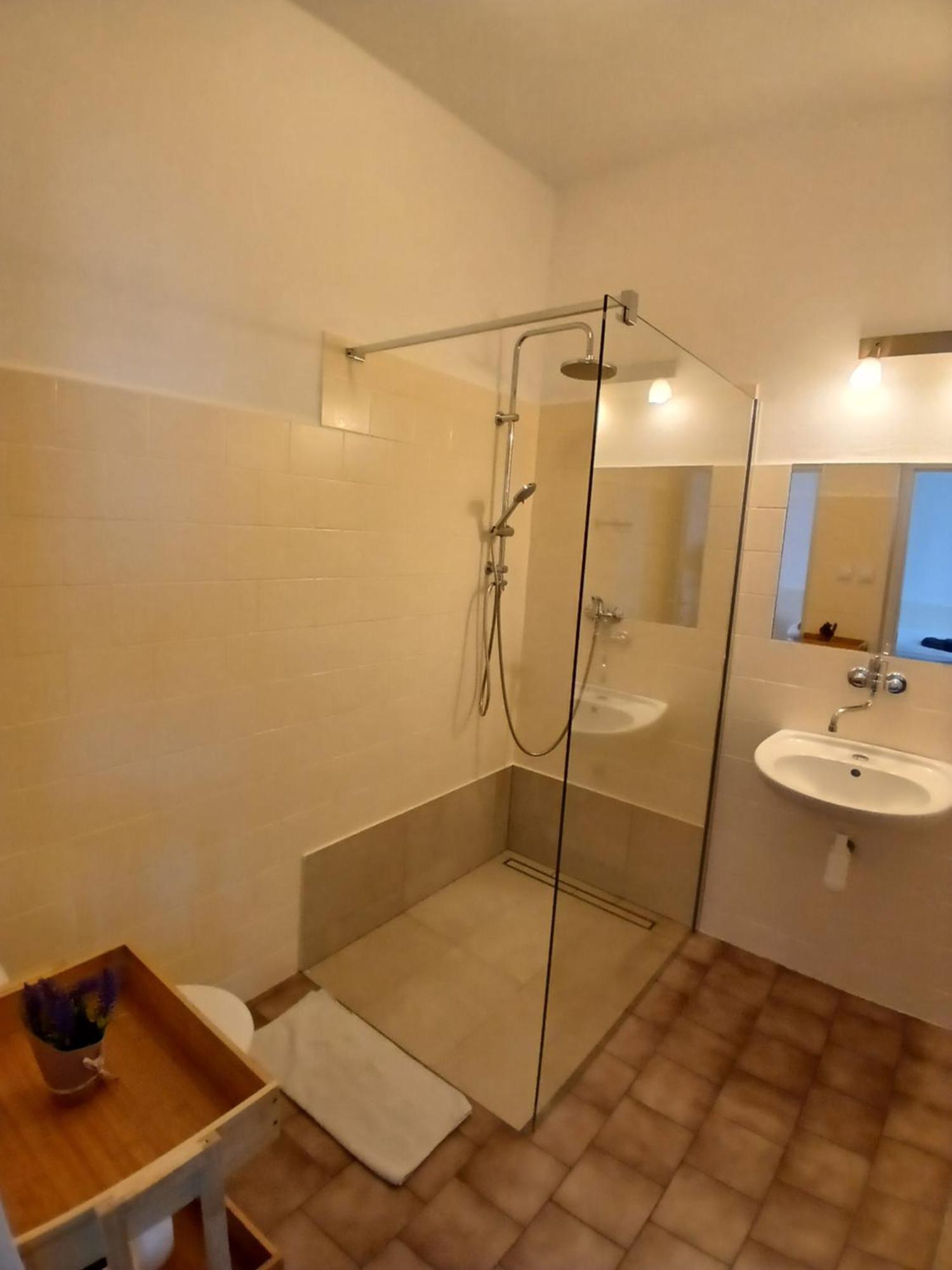 Hotel U Budvaru Ceske Budejovice Luaran gambar